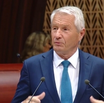 SAVET EVROPE SKINUO IMUNITET BIVŠEM ŠEFU ZBOG VEZA SA EPŠTAJNOM: Jagland pod istragom za tešku korupciju photo